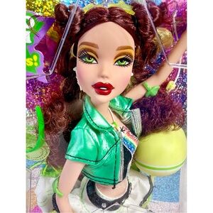 Barbie RARE My Scene “Roller Girls” Chelsea Doll